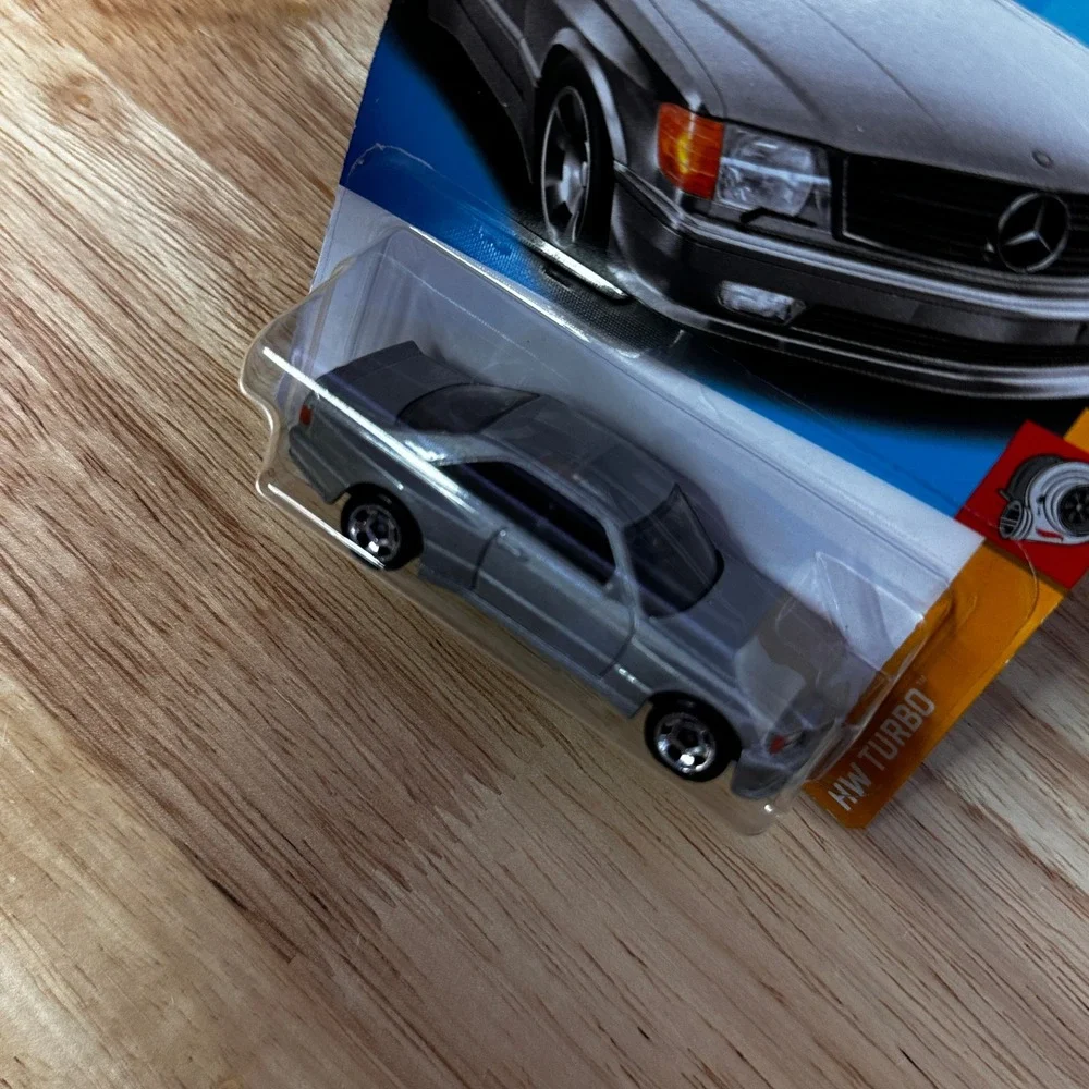 Hot Wheels 89 Mercedes-Benz 560 SEC AMG Silver HW Turbo 150/250 2023 New HKK85